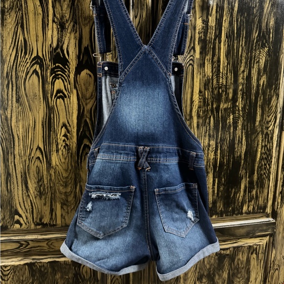 Overall shorts - Picture 4 of 4
